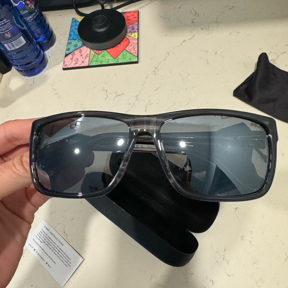 *sold* Revo Winston Grey Horn Graphite Polarized Sunglasses
